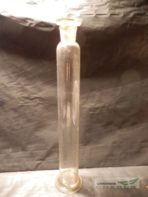 Cylinder miarowy z korkiem i podstawką szklaną, pojemność 500ml Cylinder miarowy z korkiem i podstawką szklaną, pojemność 500ml